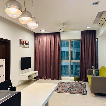 Regalia Upper View By Willow Homes Kuala Lumpur Extérieur photo
