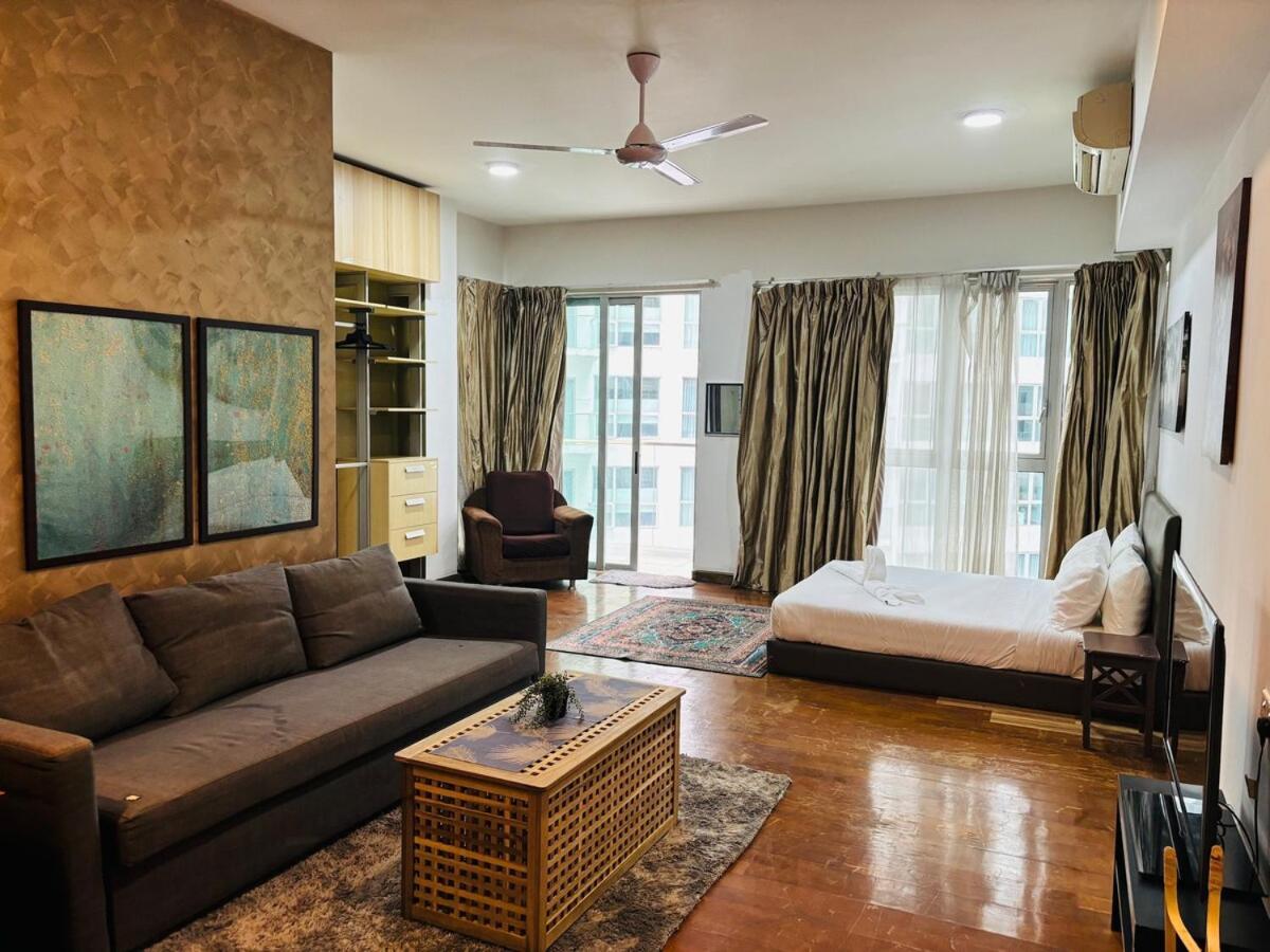 Regalia Upper View By Willow Homes Kuala Lumpur Extérieur photo