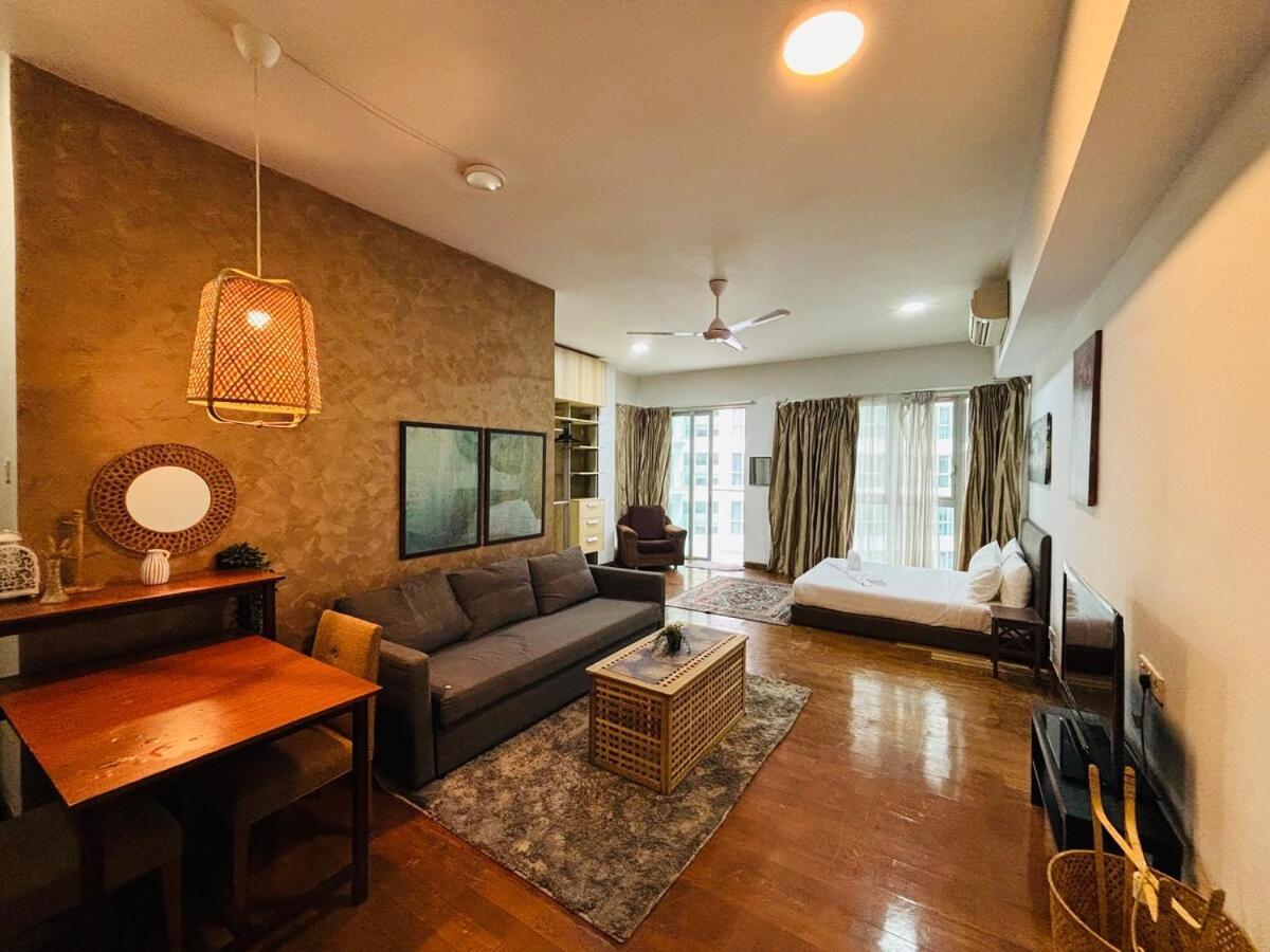 Regalia Upper View By Willow Homes Kuala Lumpur Chambre photo