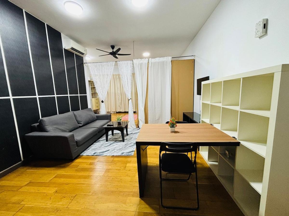 Regalia Upper View By Willow Homes Kuala Lumpur Chambre photo